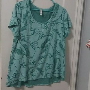 LuLaRoe XL Classic T